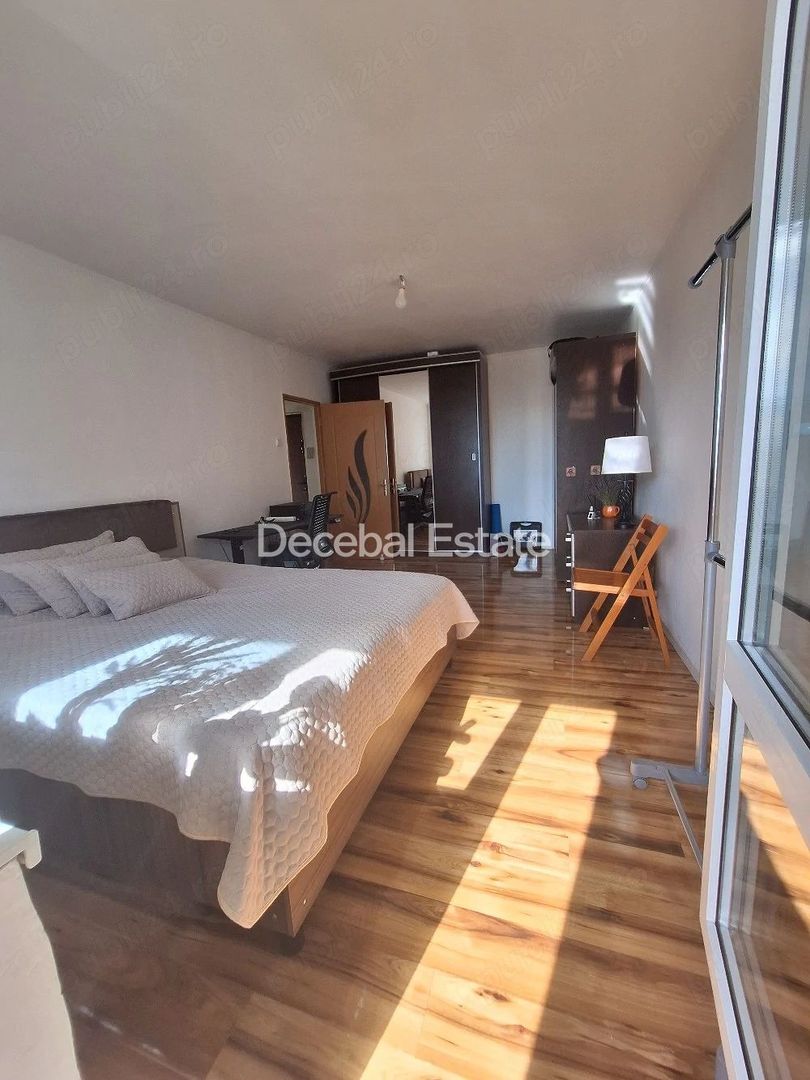 Apartament 2 camere Titan 58 mp etaj 8/10 1978 - Poză 2