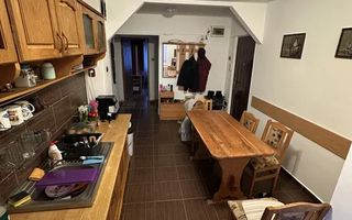 Ap. 4 camere Bucovina etaj 2 centrala proprie - Poză 4