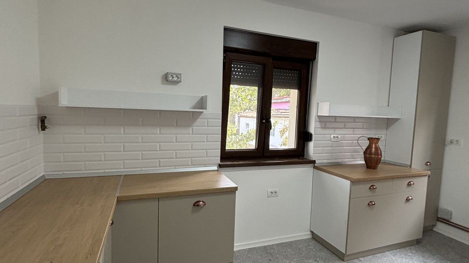 Apartament generos la casa,zona Bogdanestilor - Poză 51