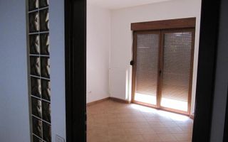 SAD de vanzare in zona semicentrala - Poză 2