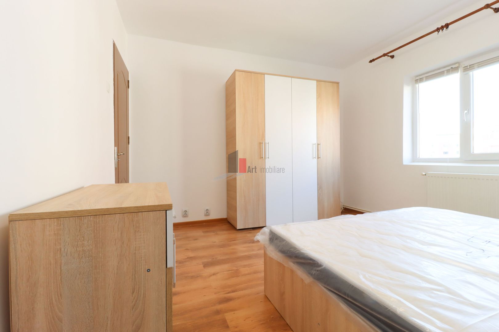 Apartamentul "BRILLANT", bloc nou, mobilat/utilat, CENTRALA PROPRIE - Poză 7