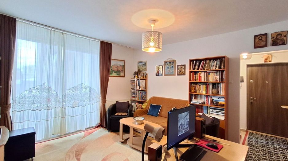 Apartament 2 Camere   Bd Nicolae Bălcescu Bloc an 1960  Fara Risc - Poză 2