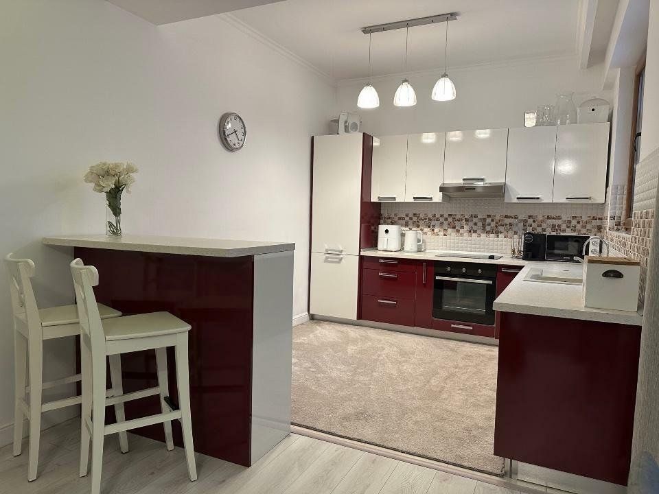 3 rooms apartment for sale | Aviatiei | 2 parking spaces - Poză 4