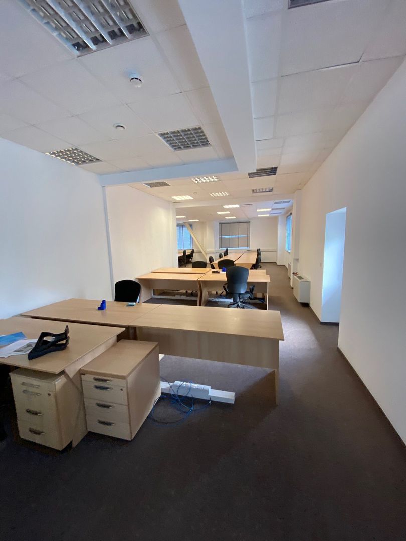 Cladire de  birouri - zona COMPLEX - Poză 7