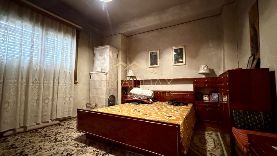 Vila cu 6 camere *310mp*  + Garaj // Primăverii - Poză 19