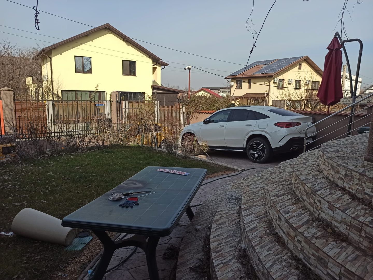 vila ind.5cam,3bai,mob-util complet/centruPopesti Leordeni-Mega Im - Poză 1
