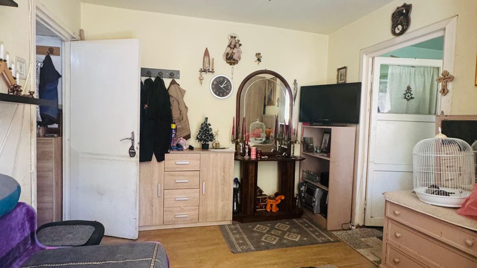 Apartament cu 2 camere Parter Rogerius - Poză 1