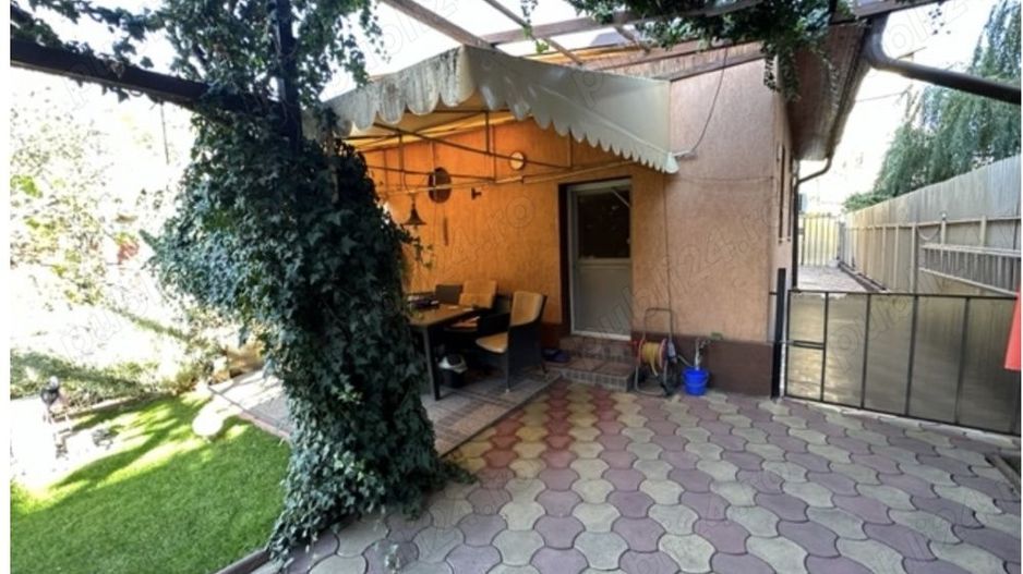 Ag BRASADAS vinde casa 3 cam curte superba Vatra luminoasa. - Poză 8