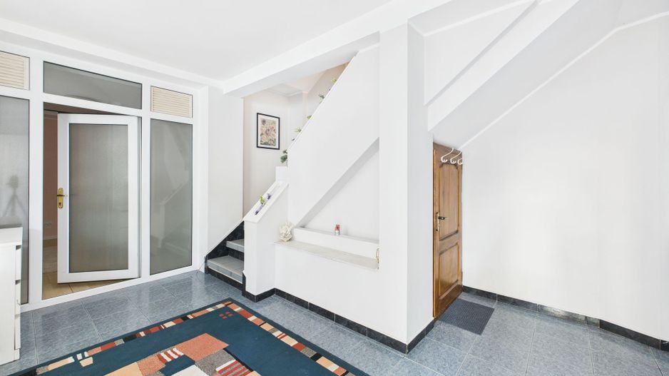 Proprietatea ideala pentru investitie sau locuit pe Str. 16 Februarie - Poză 17