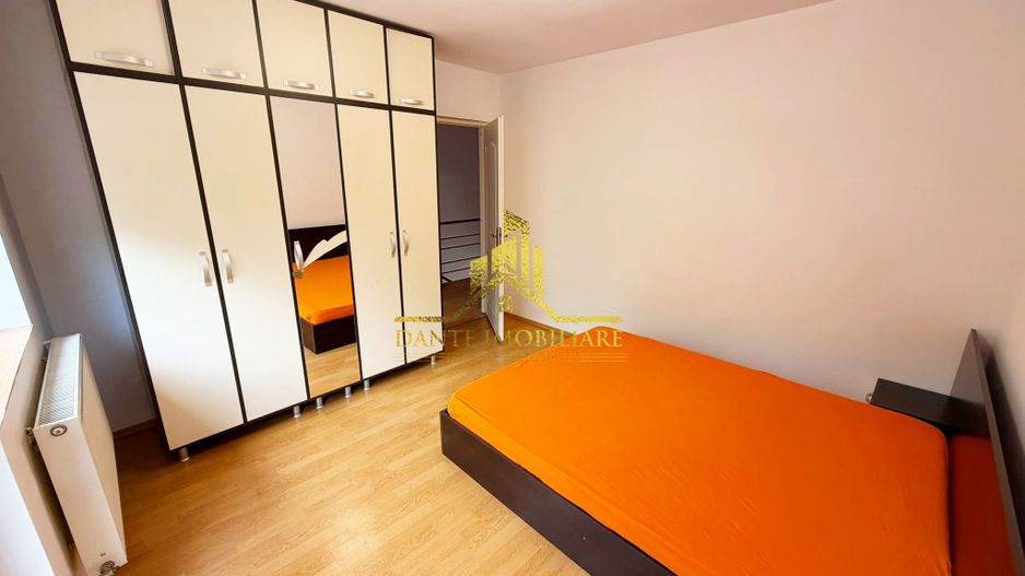 Casa, 4 camere, modern, parcare, curte, balcon, zona Semicentrala - Poză 5