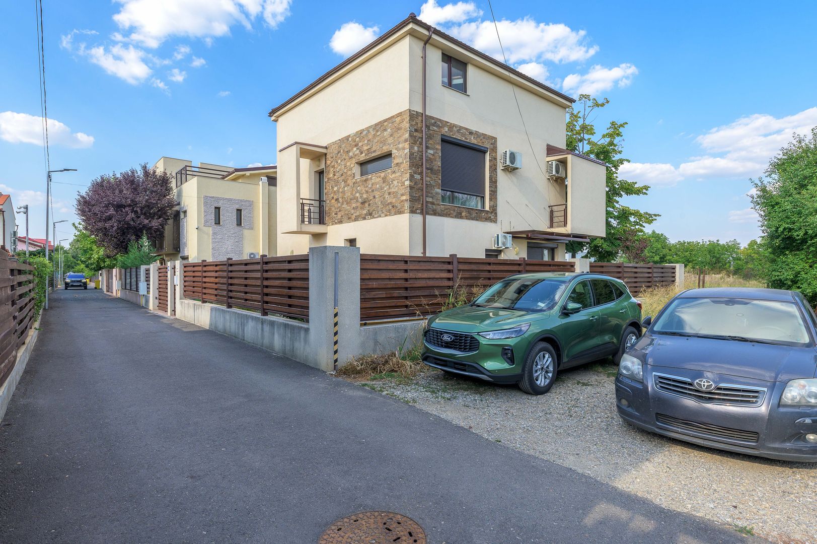 VANZARE Vilă PREMIUM cu 6 camere în zona Central, OTOPENI - Poză 5