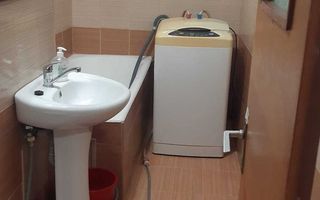 închiriez garsonieră, Mall Vitan, mobilată - Poză 6