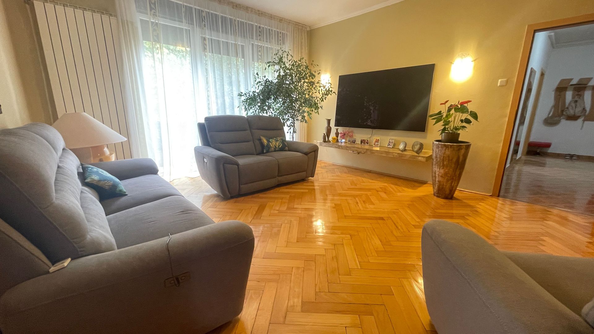 Apartament frumos in  zona Prefectura-Medicina - Poză 2