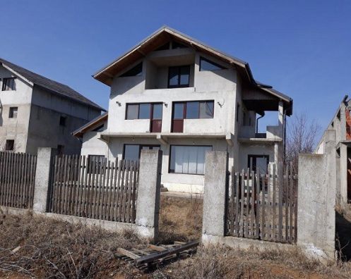 Casa 8 camere Cranguri - Poză 1