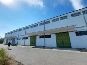 Hală depozitare cu suprafețe generoase în Portul Constanța - Poză 3