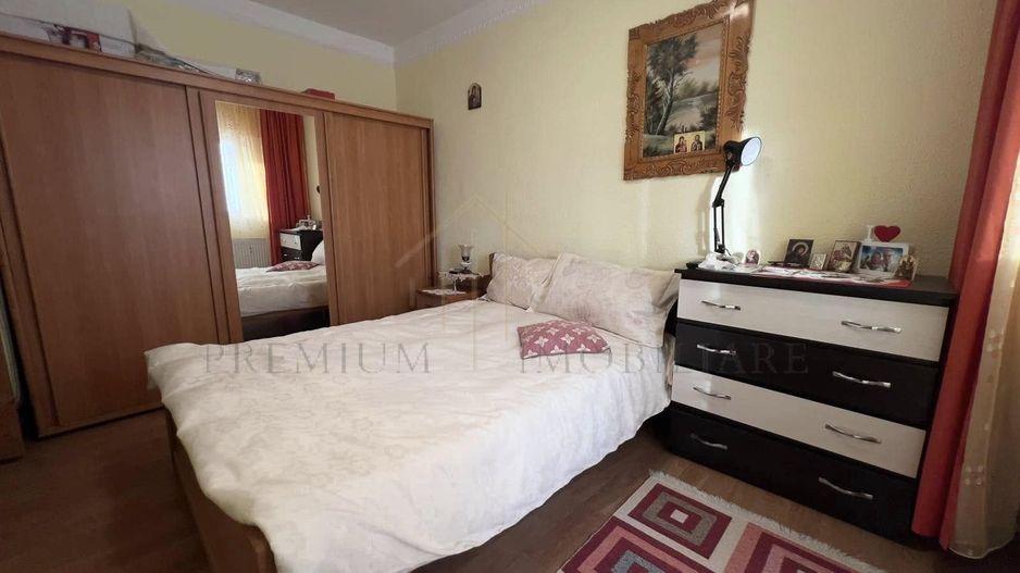 Apartament 3 Camere - Decomandat - Zona de jos - Poză 4