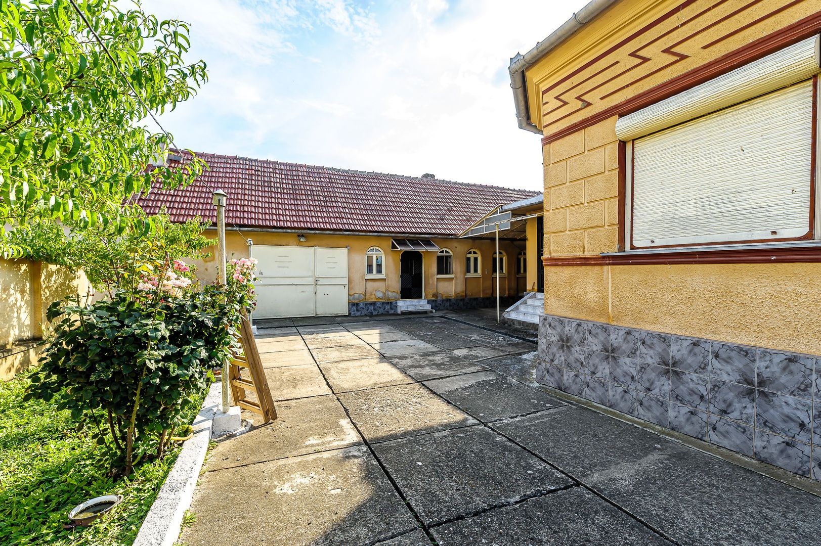 Casă frumoasă la Săvârșin - Poză 7