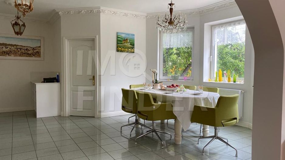 Inchiriere casa individuala, Hotel Belvedere - Poză 2