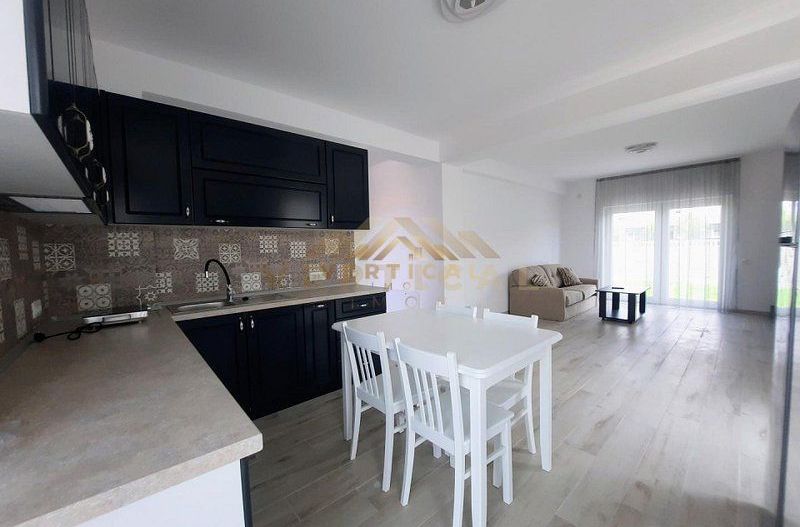 Casa cu panouri fotovoltaice - comuna Berceni - Poză 10