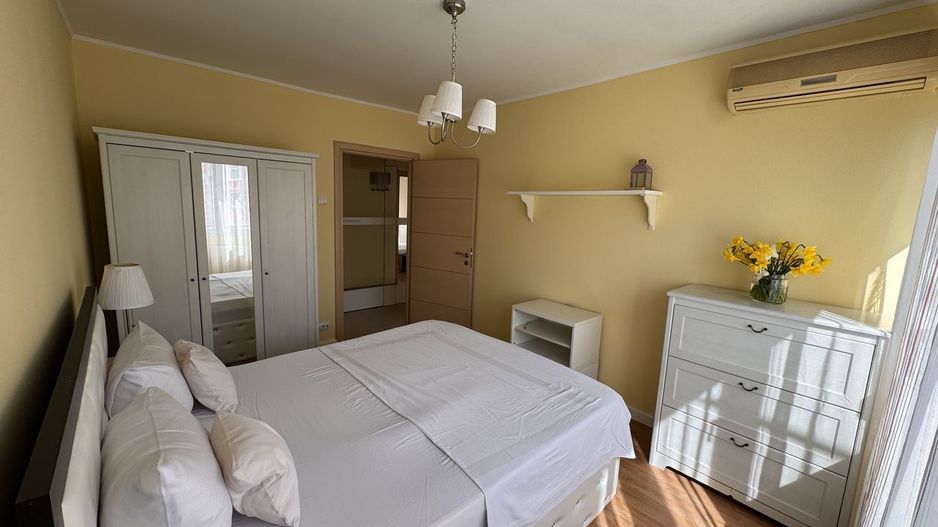 De inchiriat ap. 3 camere Bdul Alexandru Obregia sector 4 - Poză 1