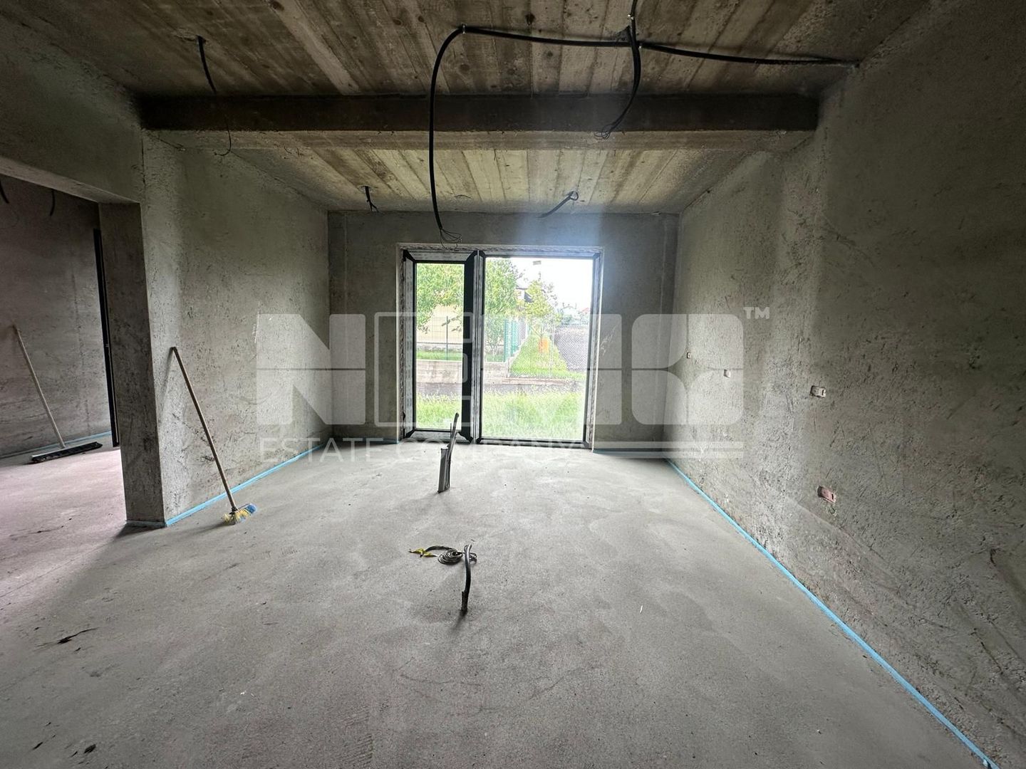 CASĂ LA GRI DE VÂNZARE ÎN MOARA NICA, SUCEAVA | 200.000€ - Poză 10