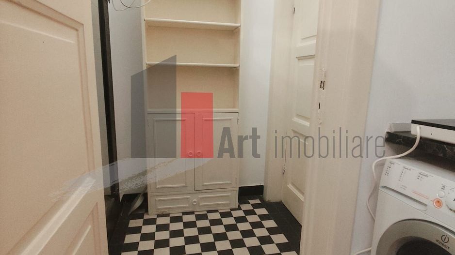 Garsoniera de inchiriat in zona Magheru (ultracentral) - Poză 6