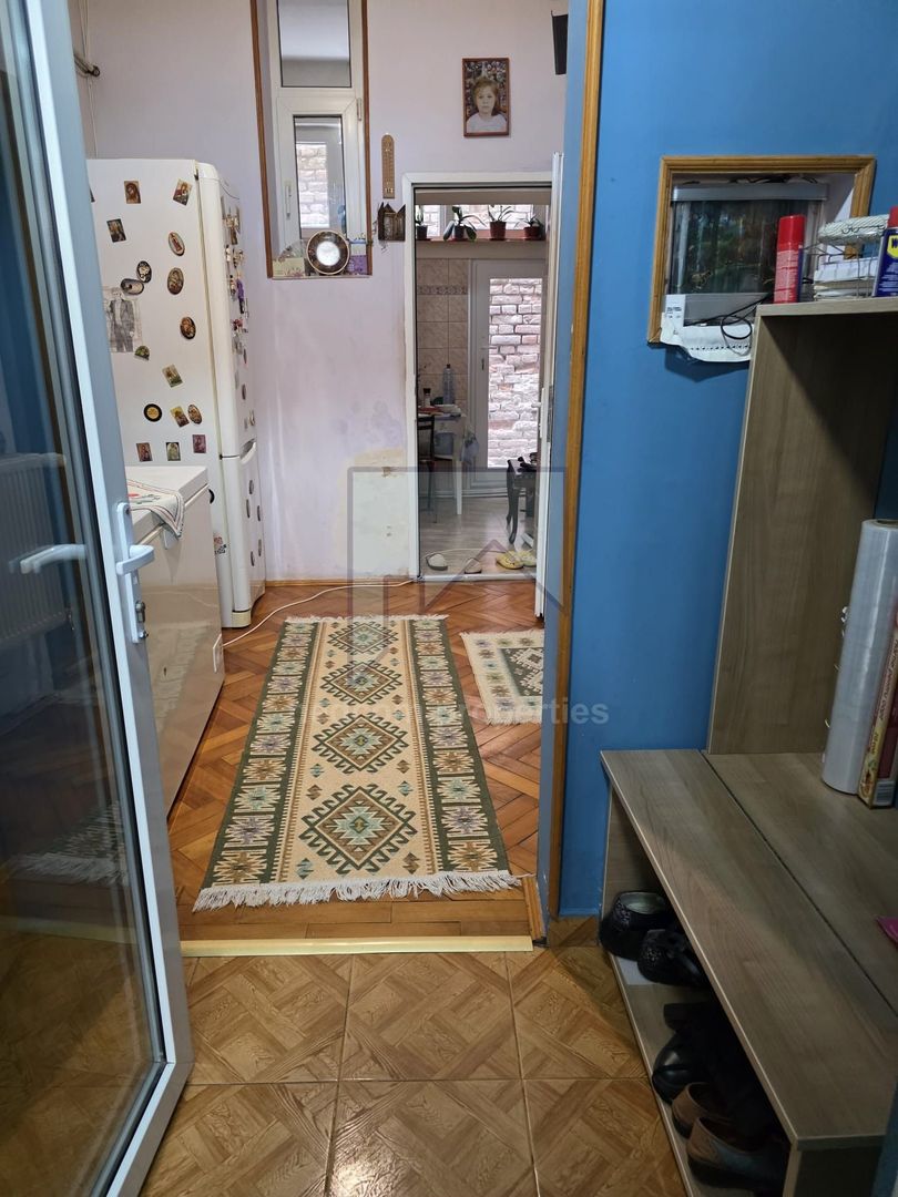Vanzare apartament 4 camere - Sebastian - Vulcan - Poză 16