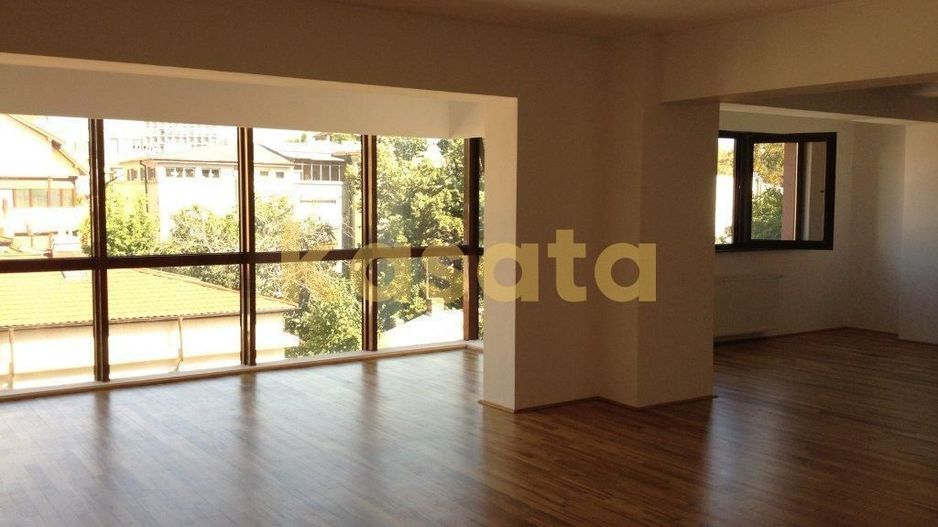 5 Camere | 2 Bai |152mp | Aviatorilor - Poză 3