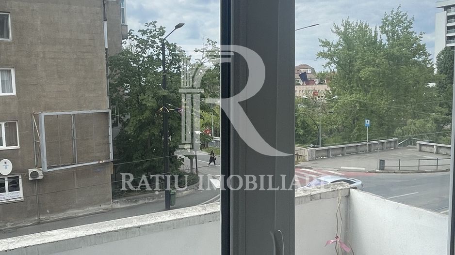 Apartament cu 3 camere | Etaj intermediar | Decebal | Oradea - Poză 15