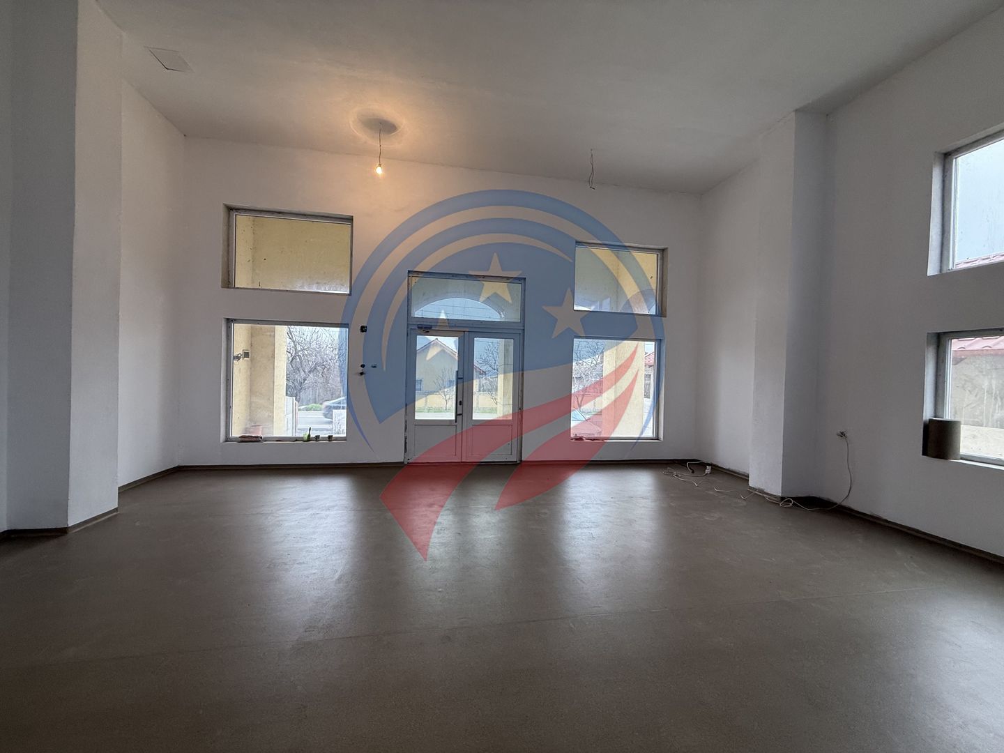 Spatiu comercial de inchiriat/Livezi/Dolj - Poză 3