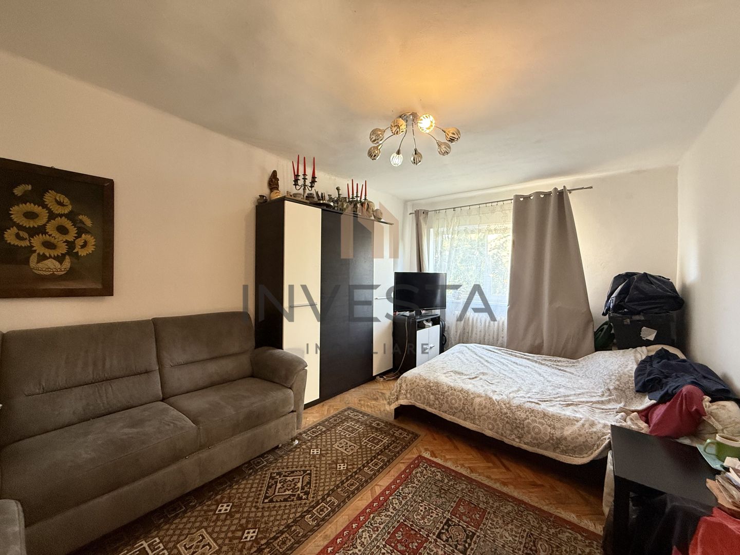 Apartament 3 camere, mobilat + parcare – Gruia. - Poză 2