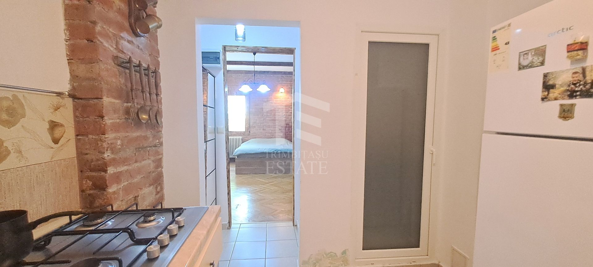 Garsoniera in vila | 10 min Piata Unirii - Poză 5