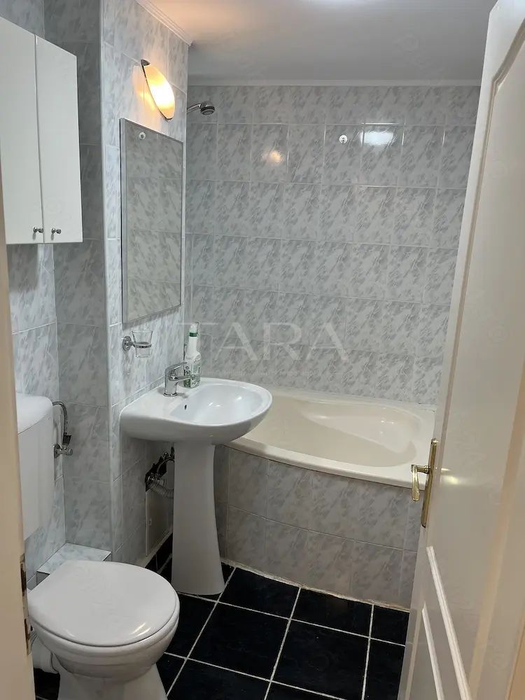 Apartament decomandat cu 2 camere, balcon lung, Gheorgheni. - Poză 7
