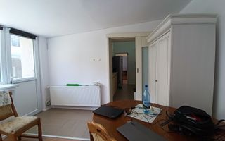 CENTRU SALA SPORTURILOR(COD03)- Casa interbelica si curte generoasa ! - Poză 12