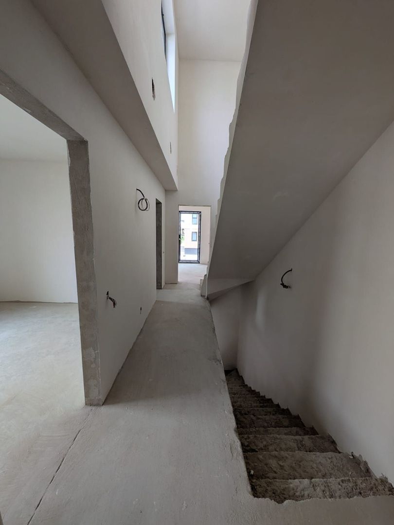 Duplex semifinisat, zona Vivo - Poză 6