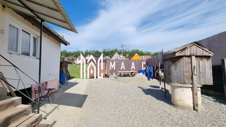 Black Friday Casă 2 Camere I Curte 900 mp I Anexe I Șura Mare - Poză 2