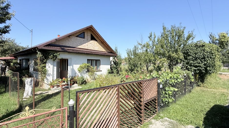 Casa 100,97 mp cu teren intravilan 518 mp Brebu - Prahova - Poză 1