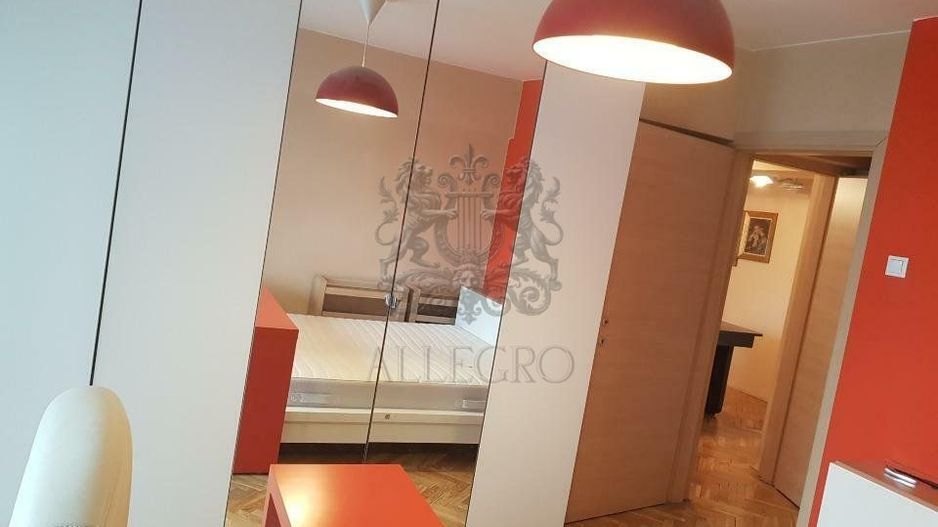 4 Camere | McDonalds Romana | Fara risc seismic | Metrou | Raritate - Poză 10