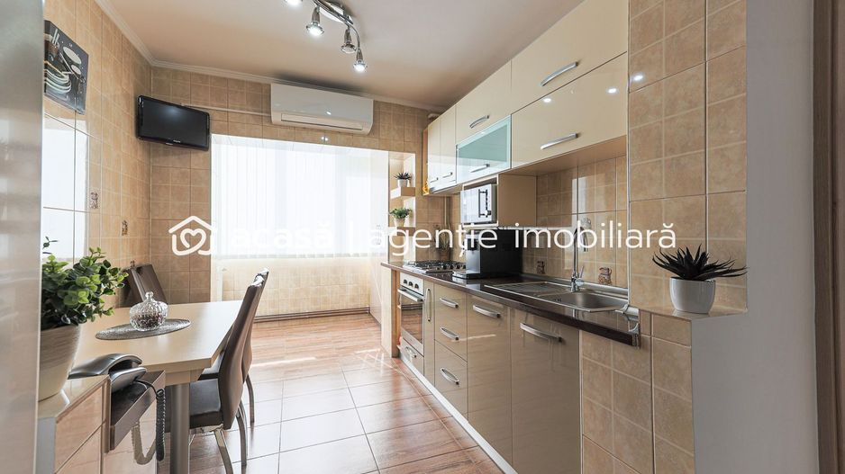 Rezervat De vânzare apartament spațios cu 2 camere decomandat etaj 3 - Poză 8