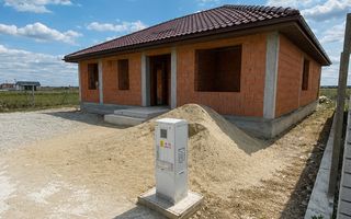 Casă la roșu, plan Parter – 500 mp teren, front 20 ml – Cihei - Poză 2