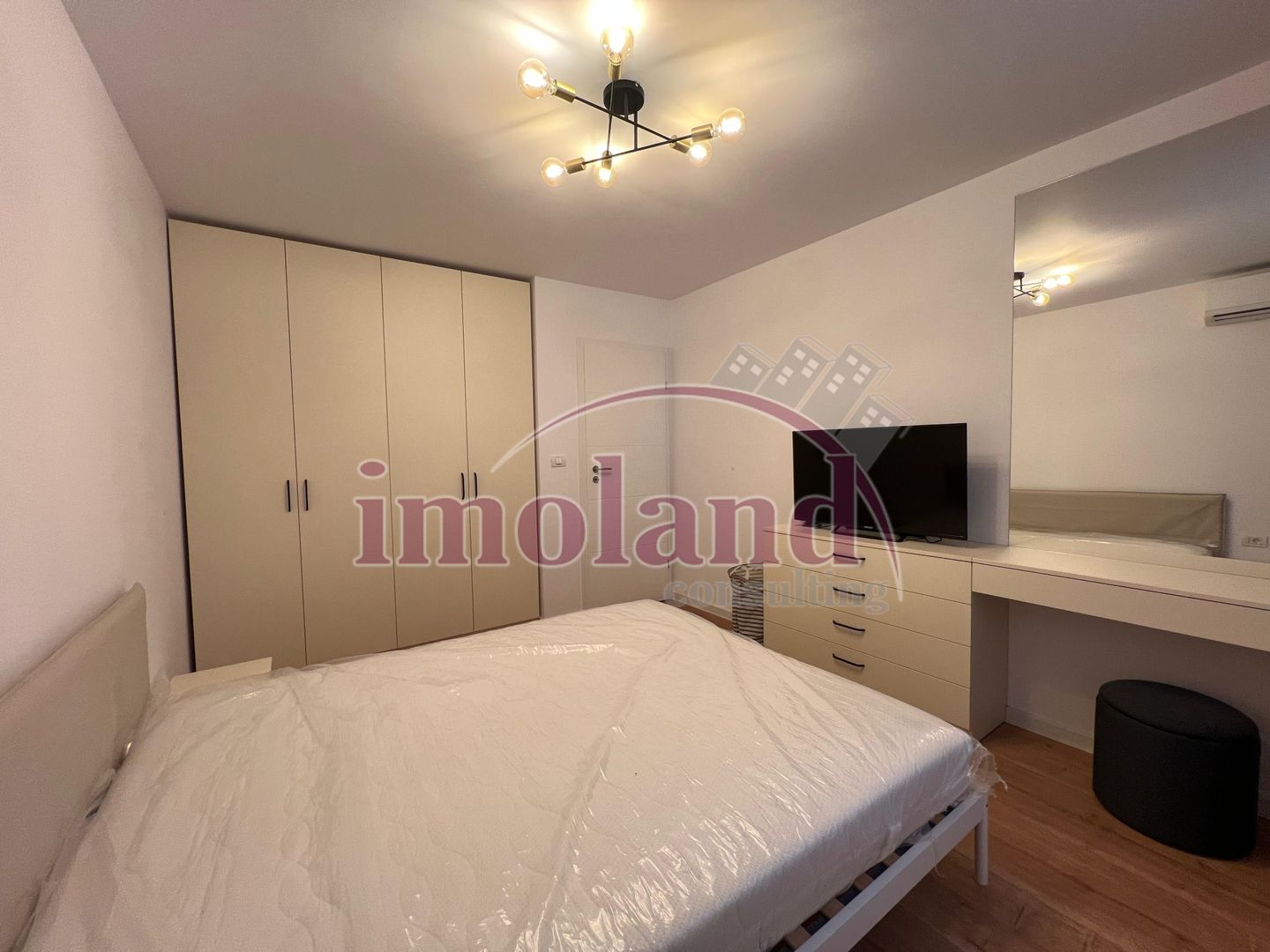 Apartament 2 camere - prima inchiriere - Drumul Taberei - Poză 7