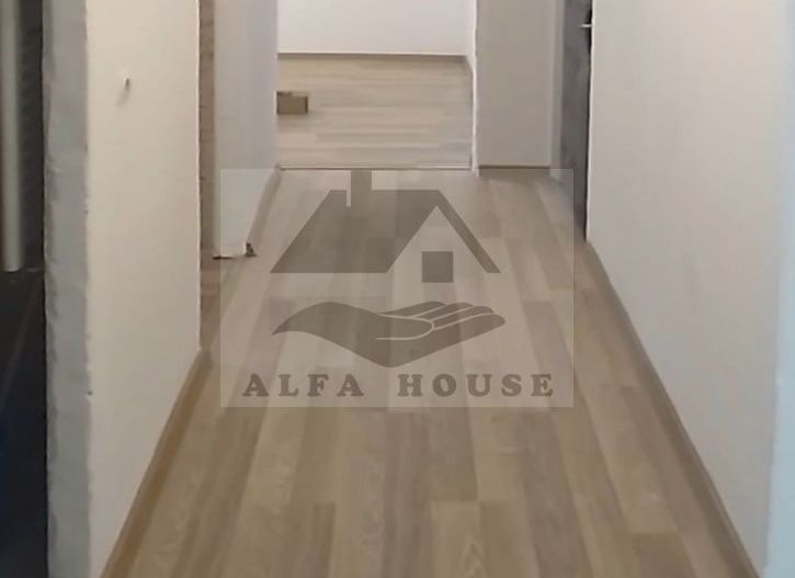 Oportunitate Apartament cu trei camere, Renovat int- zona Astra, 65 mp - Poză 2