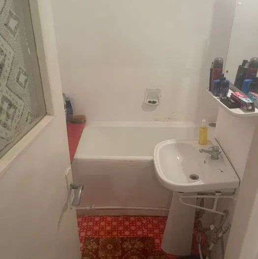 Apartament o camera, Port - Poză 5