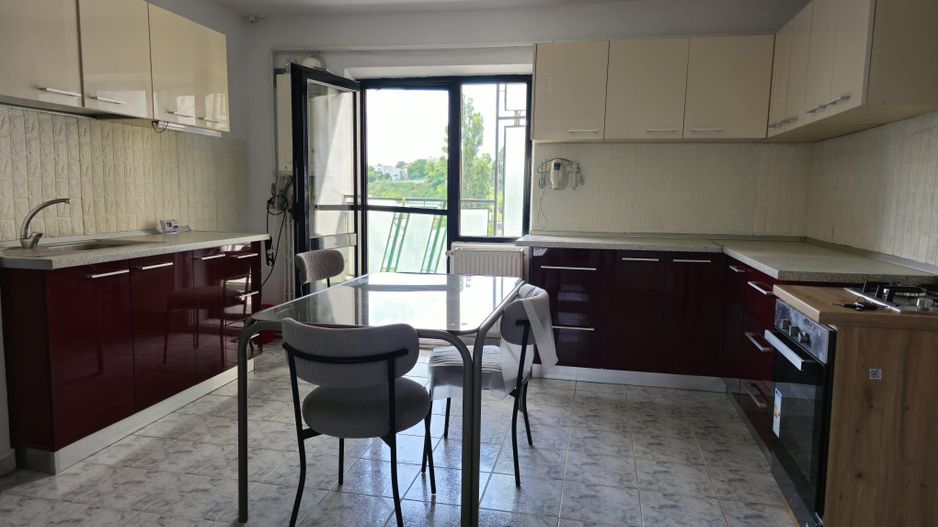 De inchiriat apartament spatios, zona Garii, et. 3, 490 euro negociabil - Poză 11