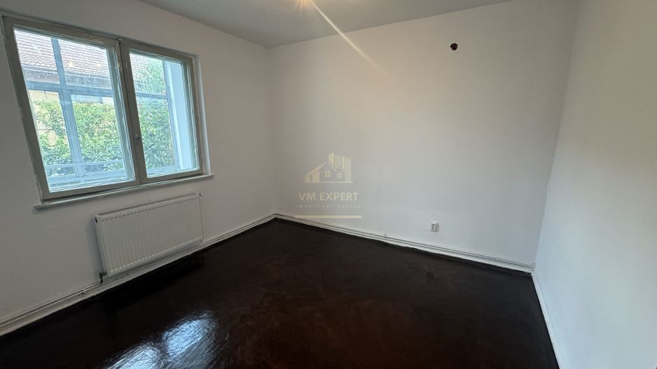 APARTAMENT IN CASA TIP DUPLEX 3 CAMERE+ TEREN 89 MP CAMPULUNG - Poză 3