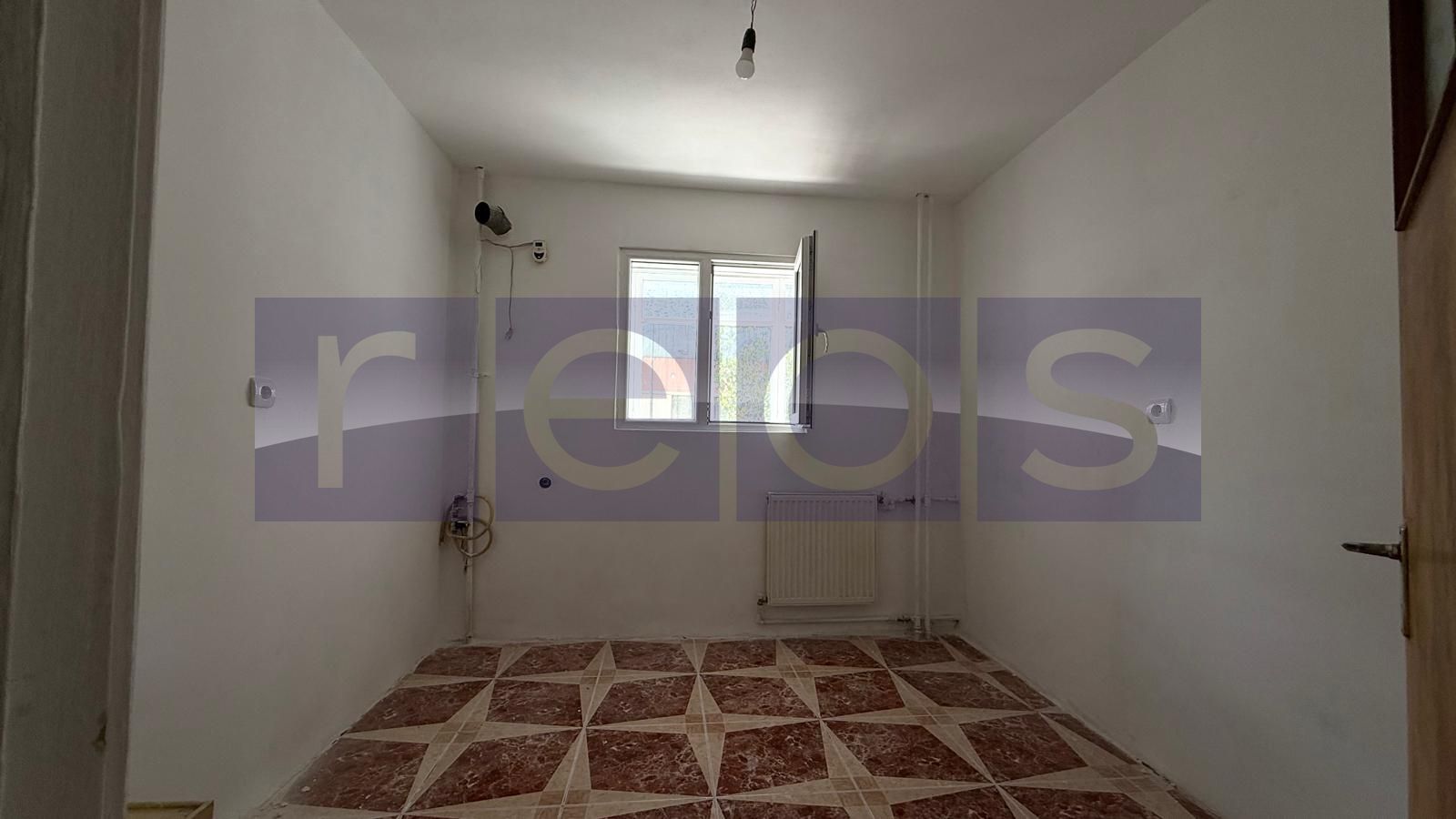 APARTAMENT DE VÂNZARE 3 CAMERE + LOC DE PARCARE + BOXA ZONA POLONĂ - Poză 3