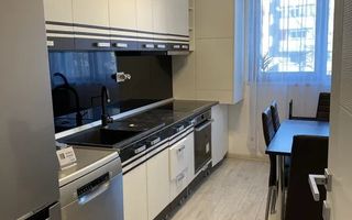 Închiriere apartament 3 camere decomandate – zona Iulius Mall - Poză 2