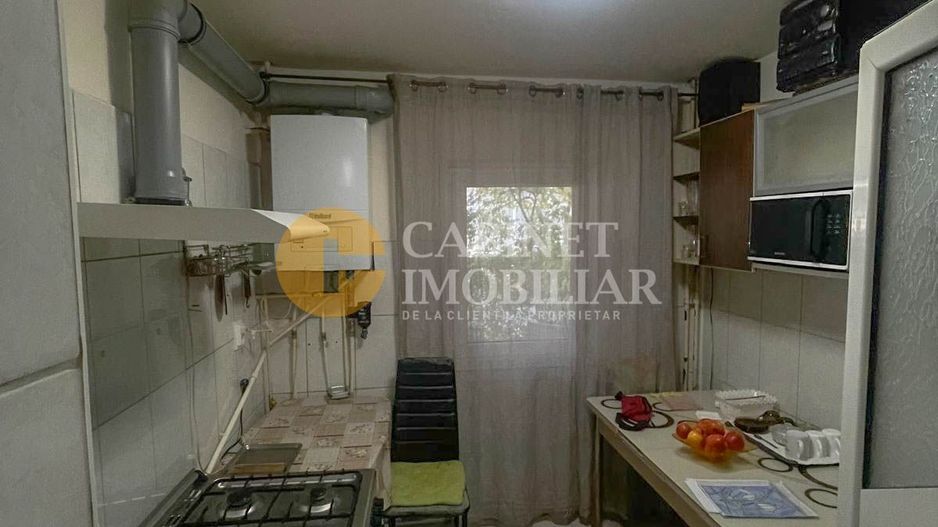 Apartament 4 camere decomandat - Poză 5