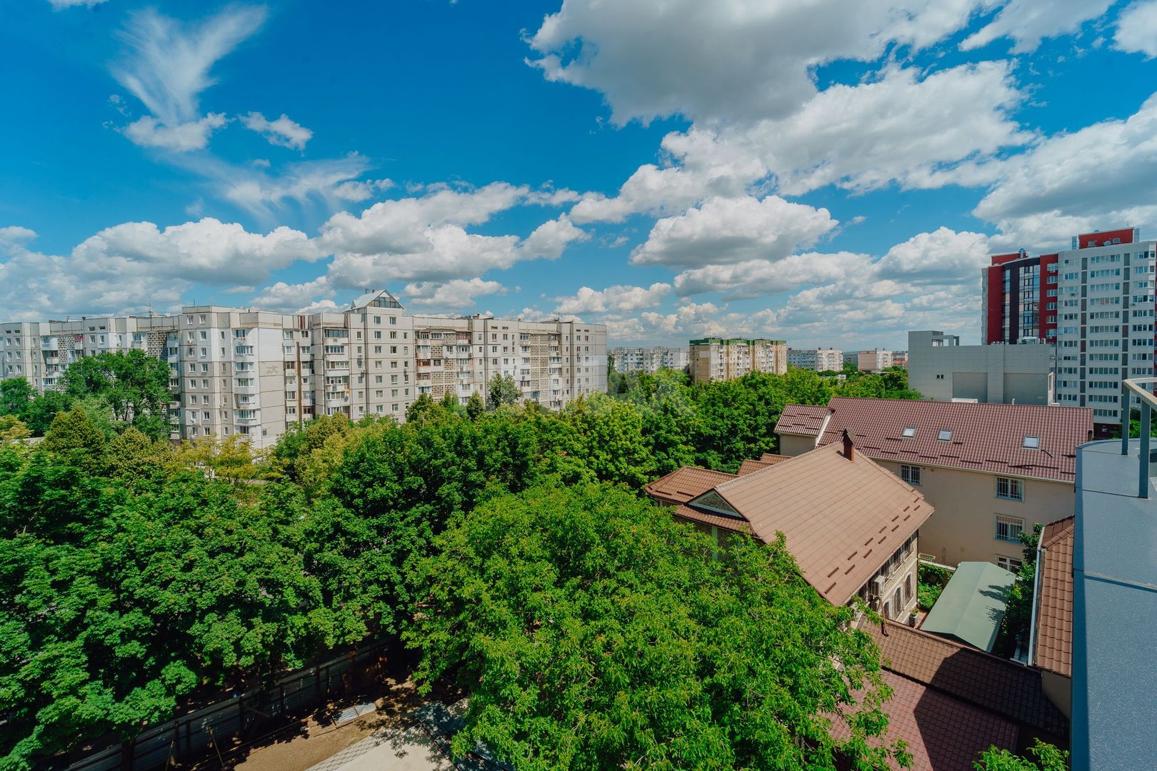 Penthouse 219,6 m² în Buiucani | Terase generoase | Lift direct - Poză 17