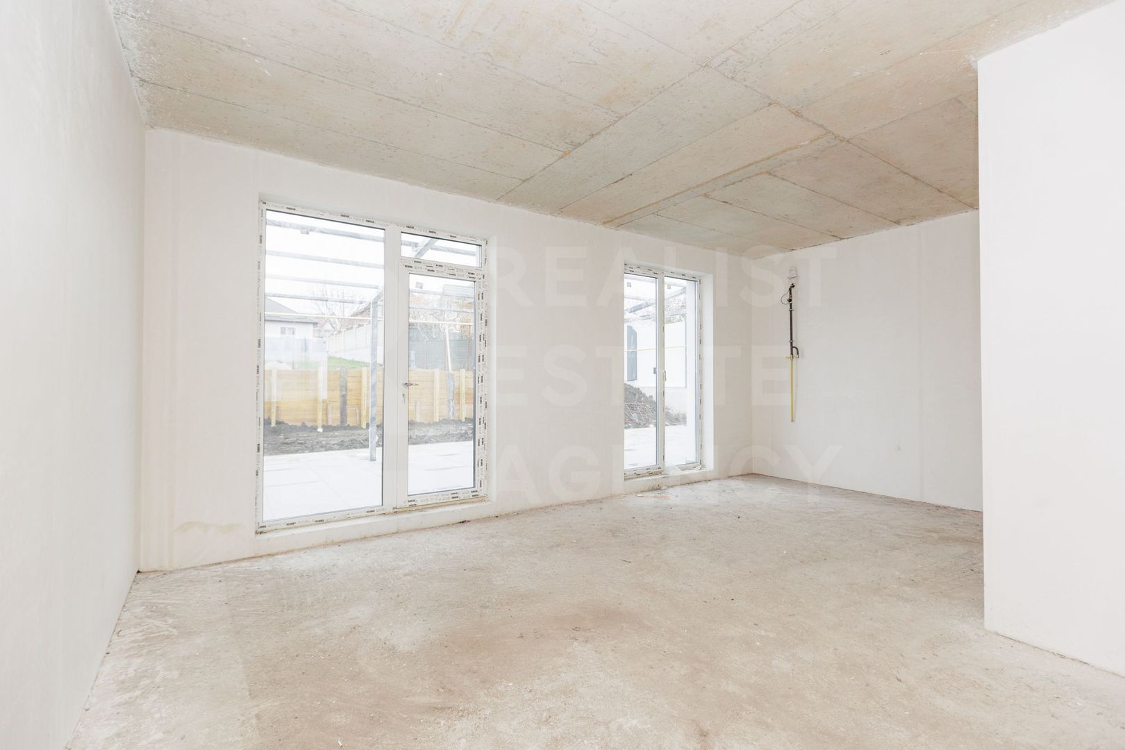 Vânzare, duplex, 3 nivele, str. Frasinilor, Ialoveni. - Poză 14